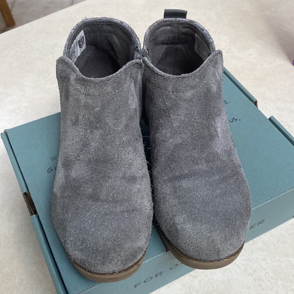 Girls size 12 Toms Deia Booties - Picture 3 of 8